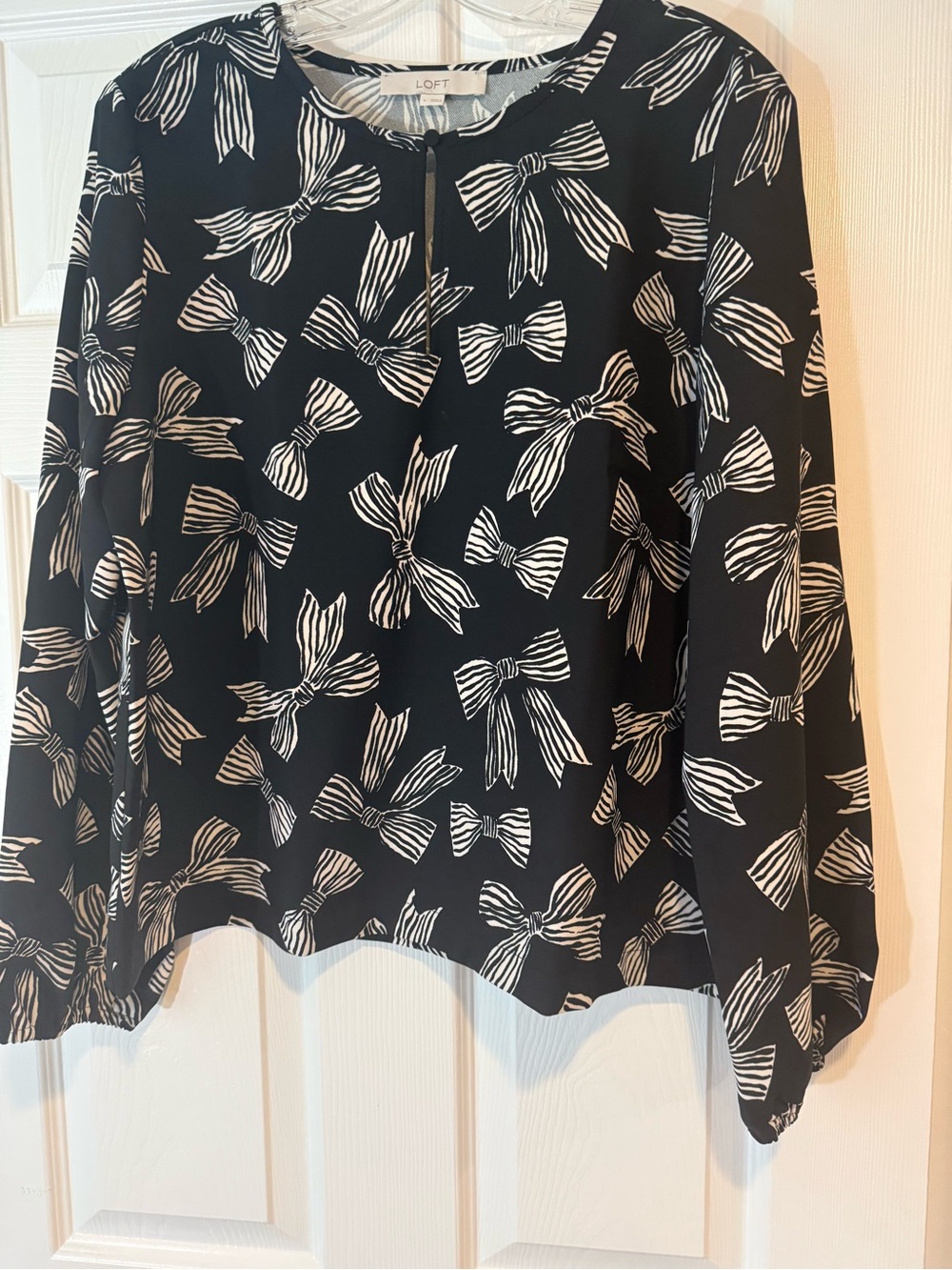LOFT Black and White Bow Print Long Sleeve Blouse